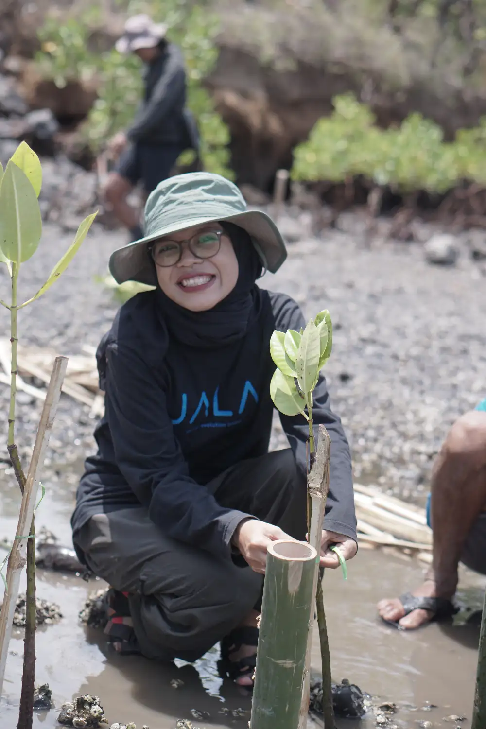 Menjaga Tambak, Melindungi Pesisir